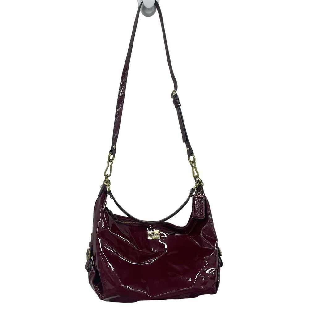 Coach Burgundy Shiny Patent Leather Maggie Hobo S… - image 6