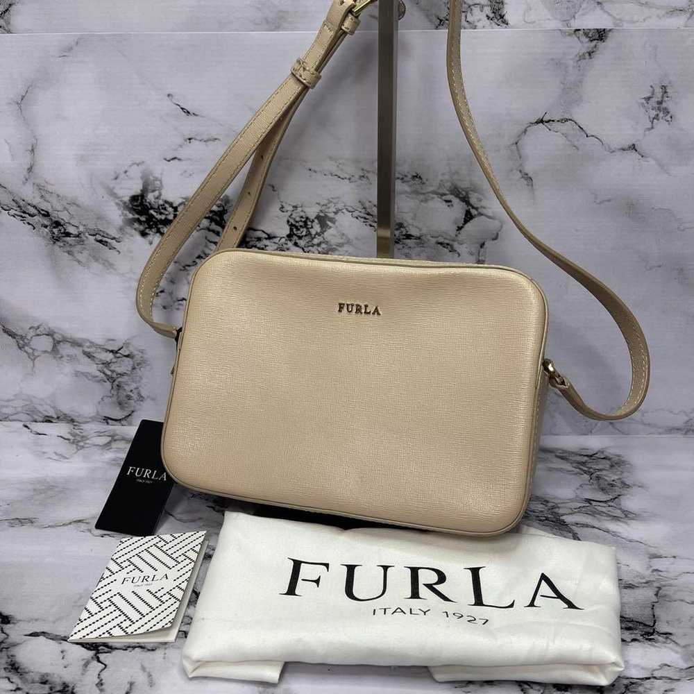 (Excellent Condition) Popular Furla Lily Camera B… - image 1