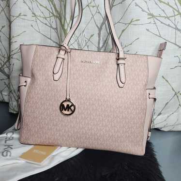 Michael Kors gilly tote