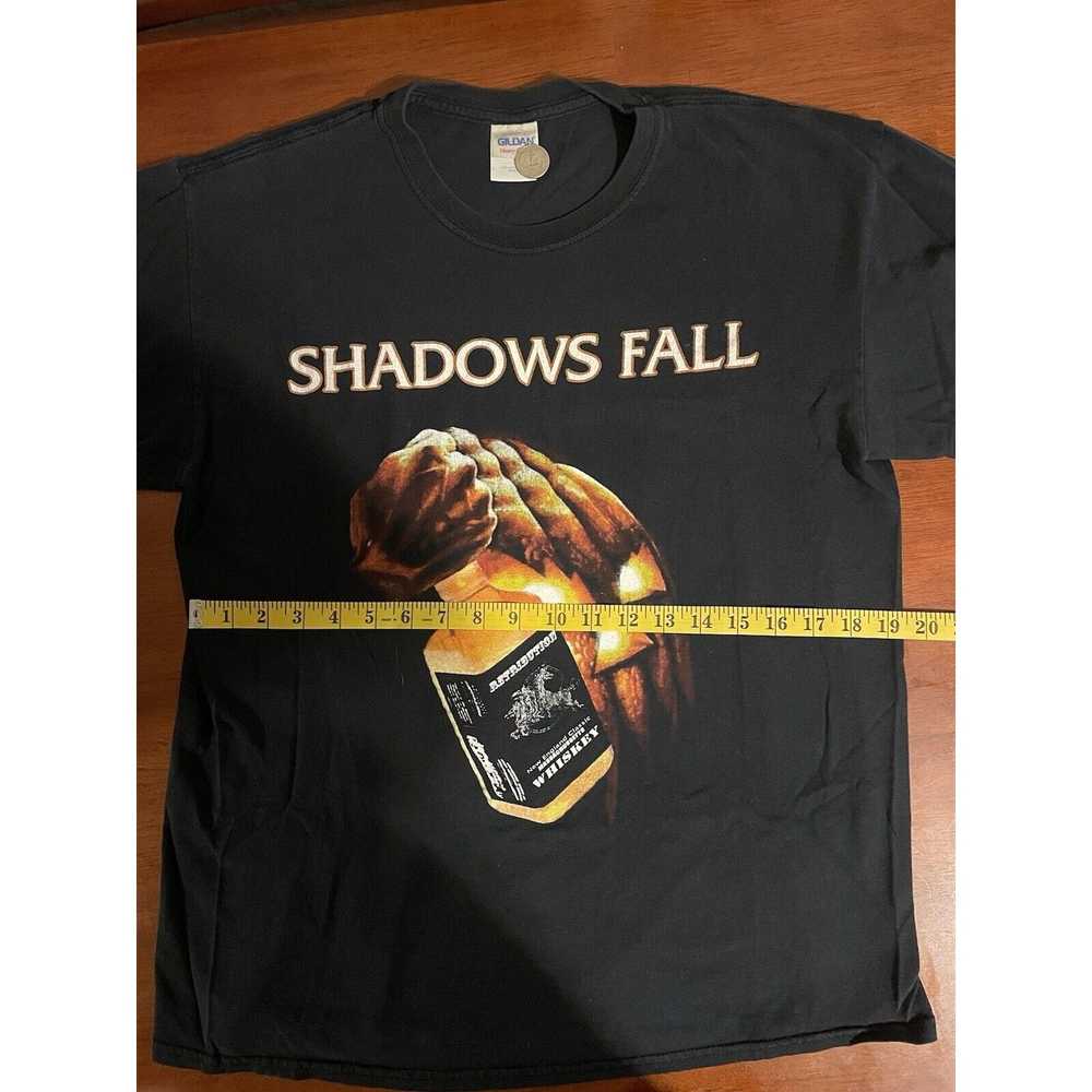 Gildan VTG Y2K Shadows Fall Tour Merch T-Shirt La… - image 5