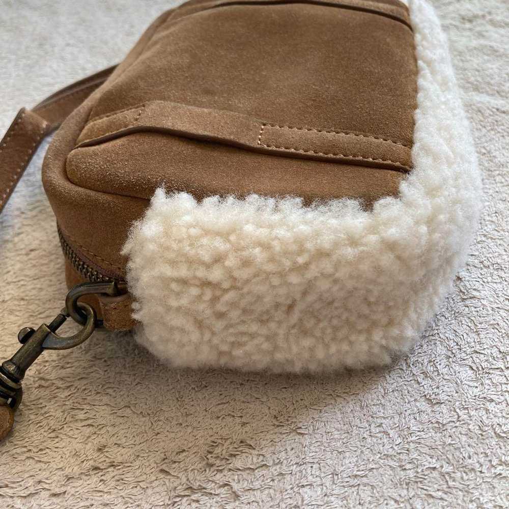 【UGG】Shearling Suede Crossbody Shoulder Bag - image 6