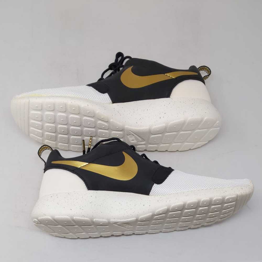 Nike Roshe One Gold Trophy - image 2