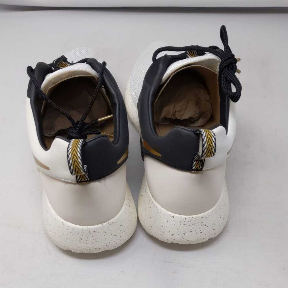 Nike Roshe One Gold Trophy - image 4