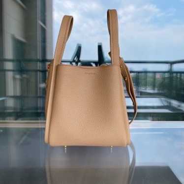 Large capacity bucket bag - image 1