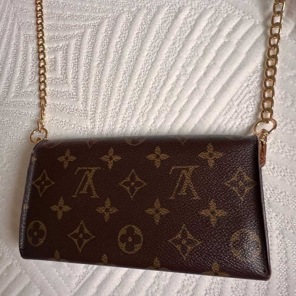 Louis Vuitton crossbody - image 4