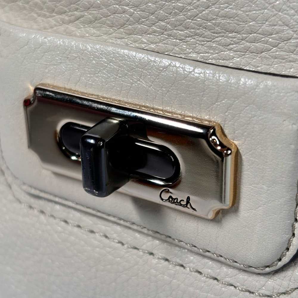 Coach Chelsea Flagship Mixed Metal Turnlock Pocke… - image 5