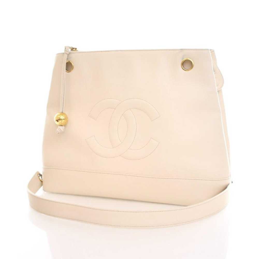 Chanel Leather handbag - image 3