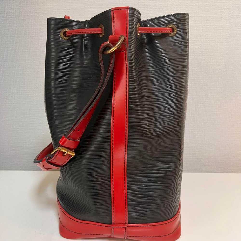 Louis Vuitton Epi Noe Noir Red Bicolor Pouch - image 3