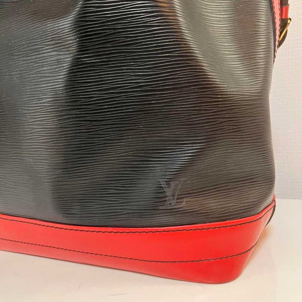 Louis Vuitton Epi Noe Noir Red Bicolor Pouch - image 6