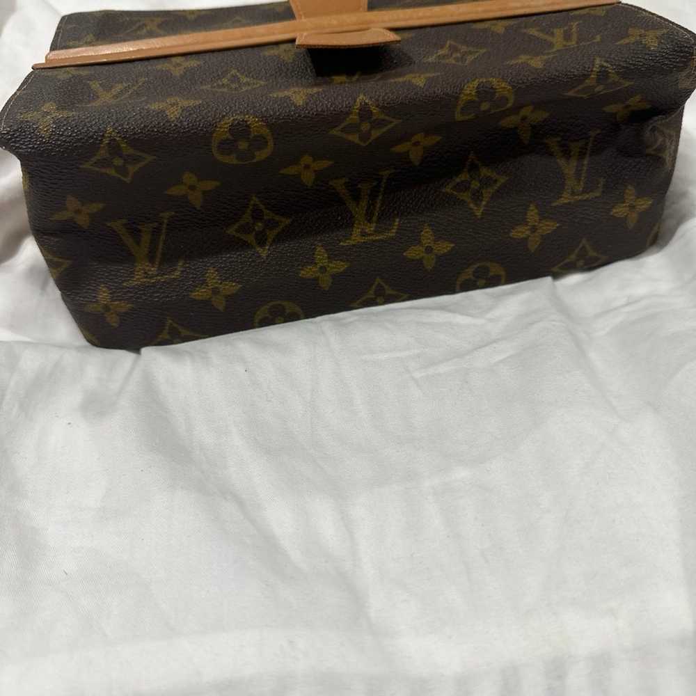 Louis Vuitton Vintage Saks Dopp Kit Toiletry Mono… - image 2