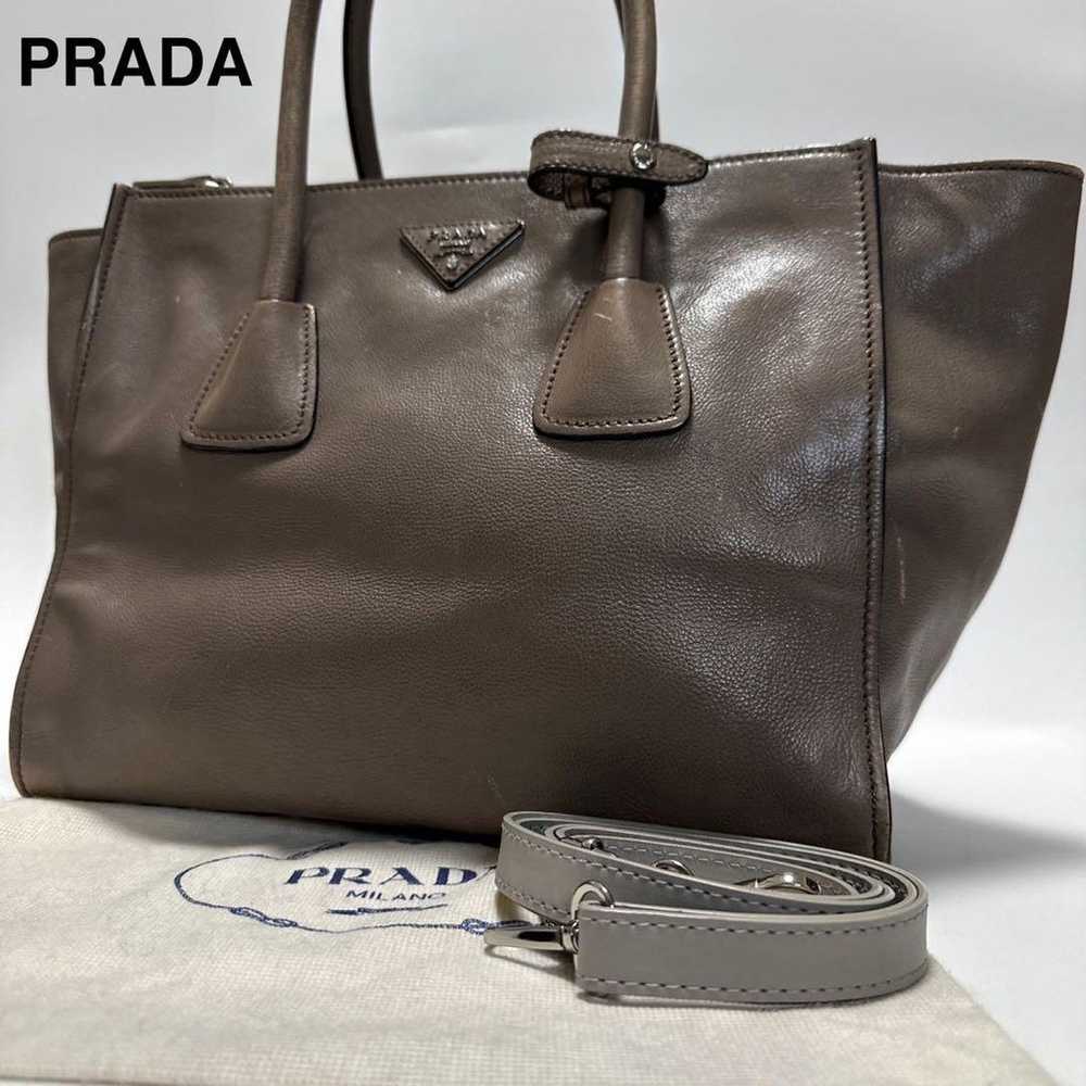 e62 PRADA Triangular Logo Grey Leather 2way Shoul… - image 1