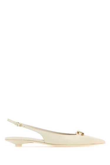 Valentino Garavani Ivory Leather Vlogo Ballerinas