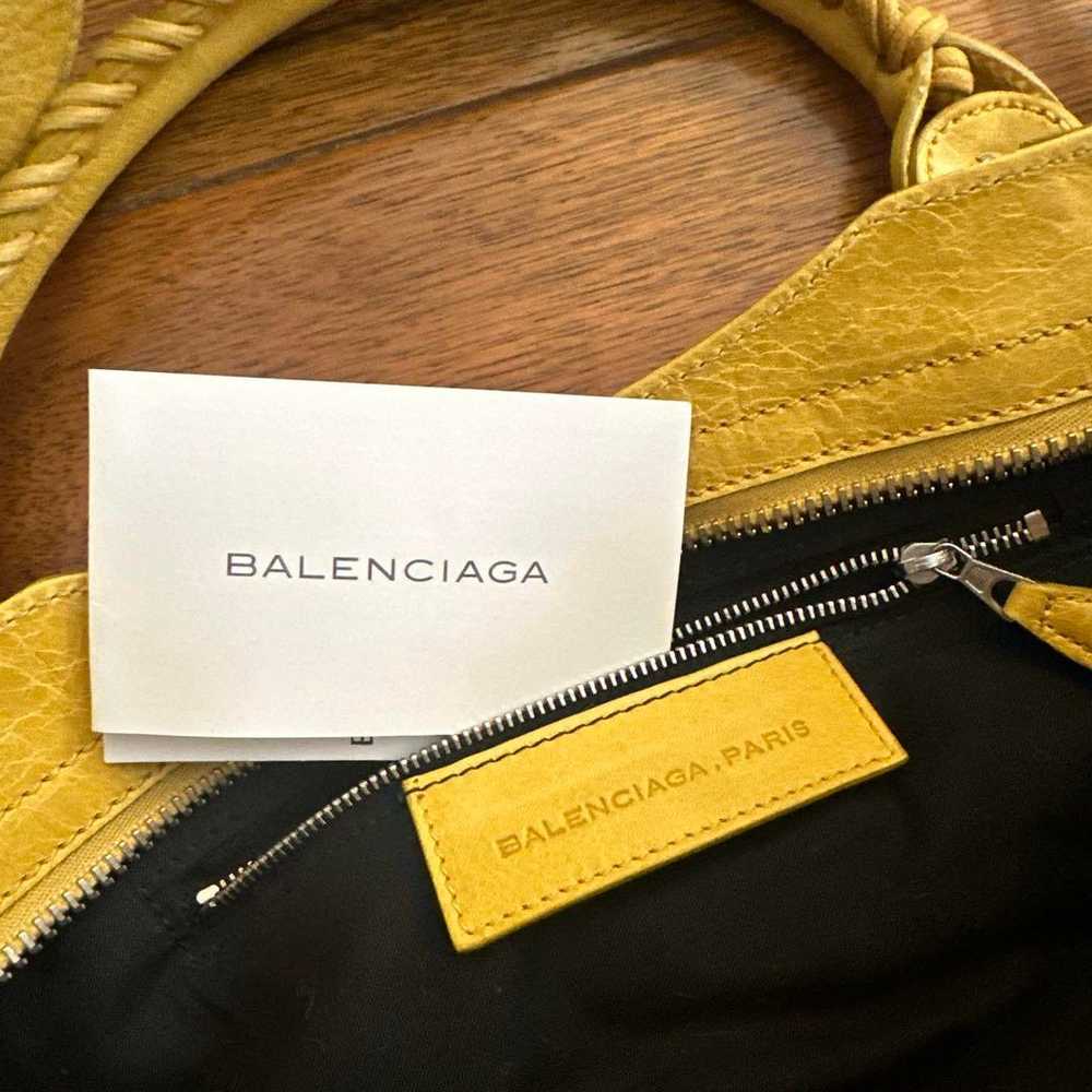 Balenciaga City - image 3