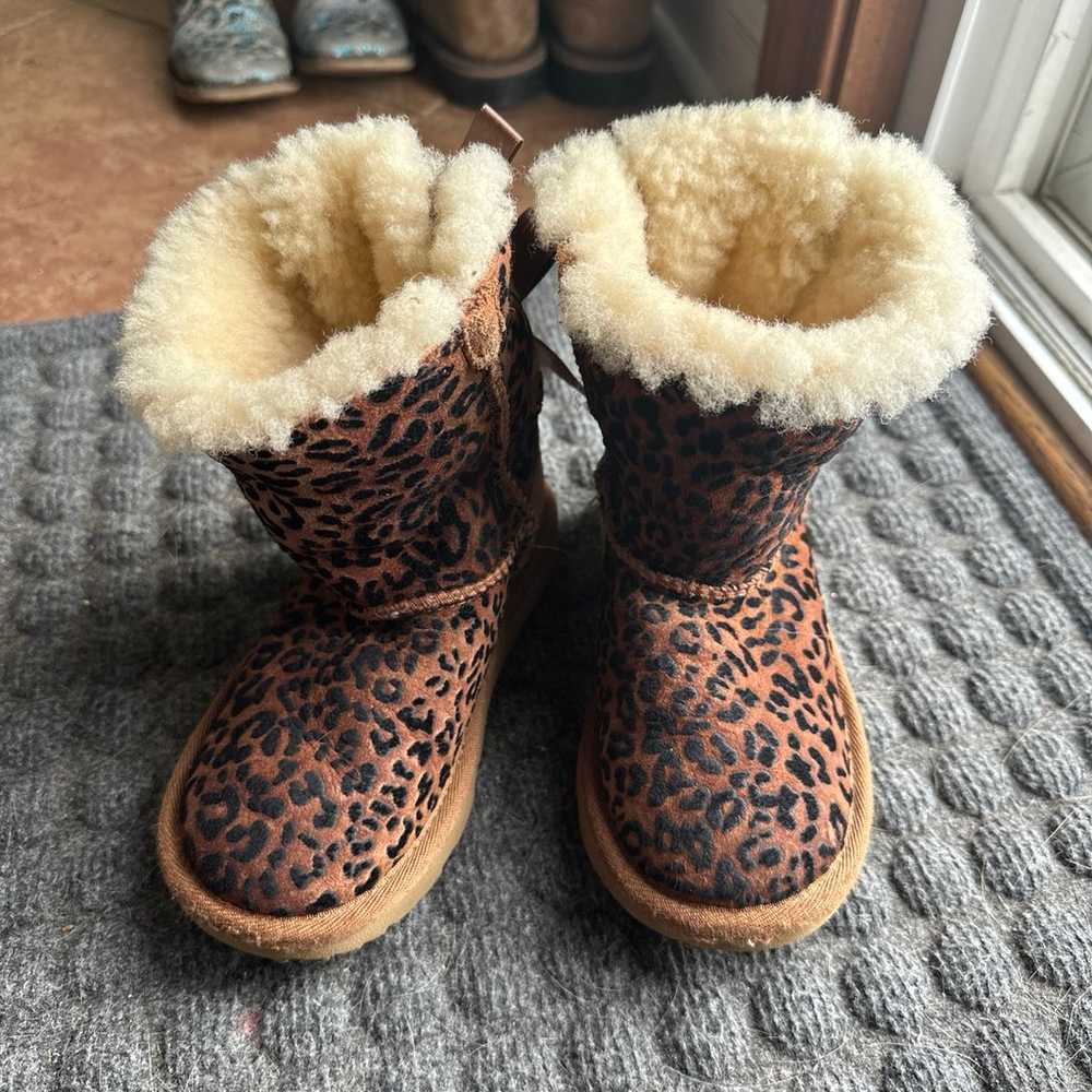 Ugg Boots girls leopard - image 1