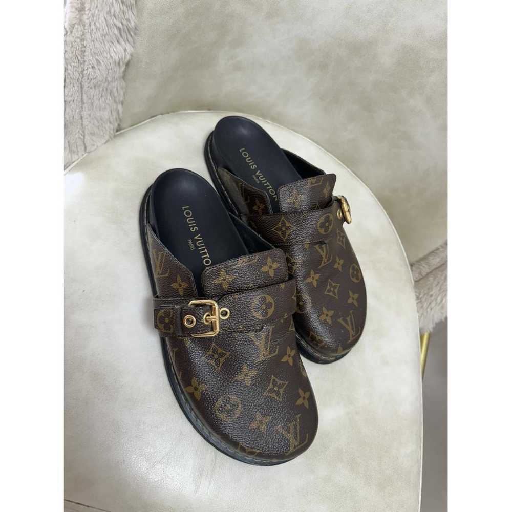 Louis Vuitton Lv Cosy leather mules & clogs - image 2