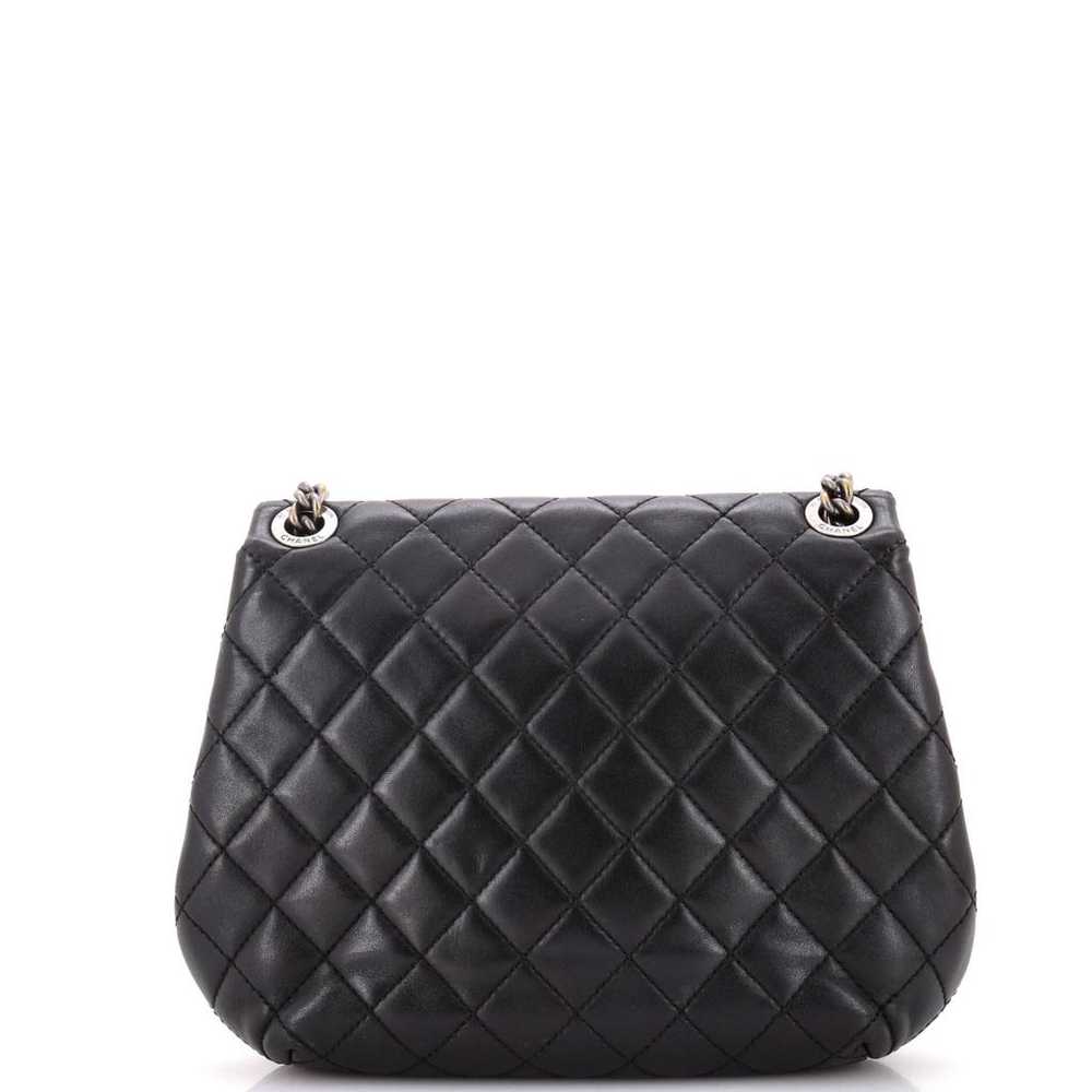 Chanel Leather handbag - image 3