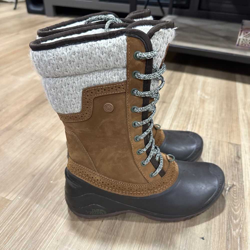 The north face shellista mid boots perfect  condi… - image 1