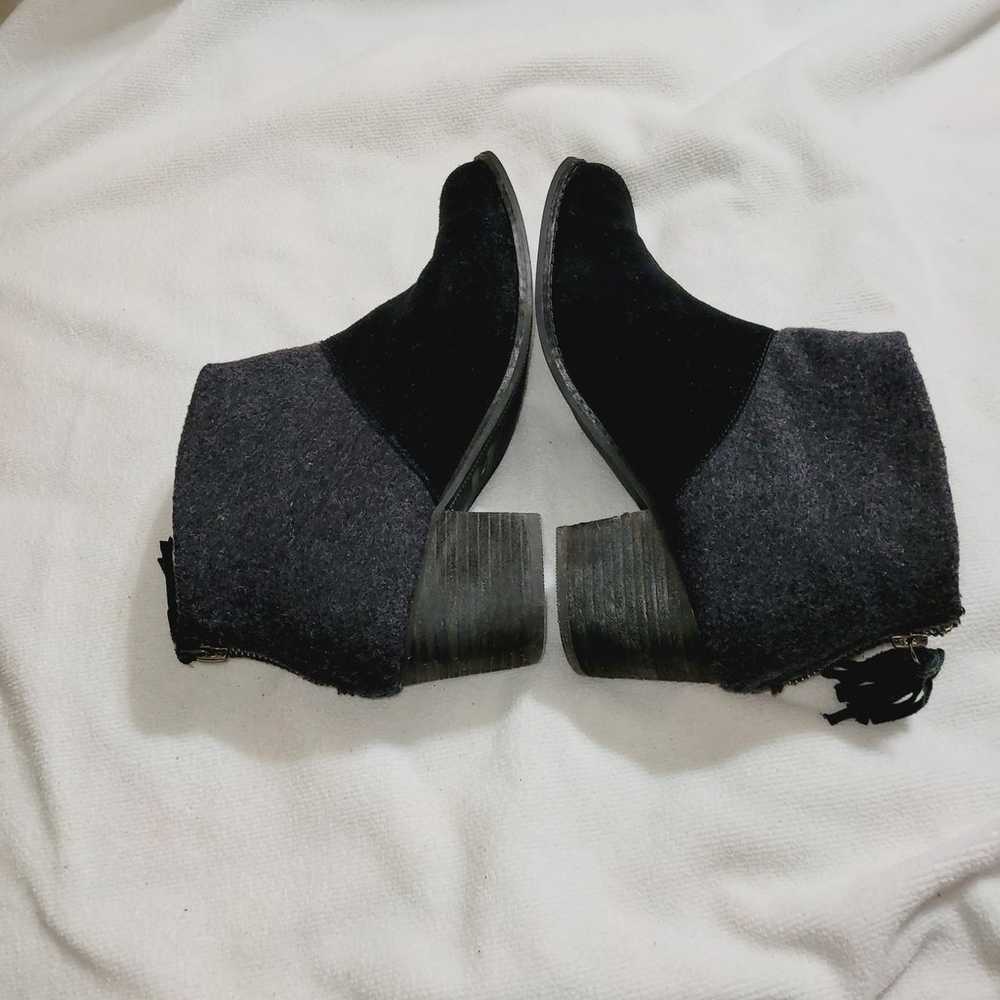 Tom's womens Leila black and grey wool booties an… - image 5