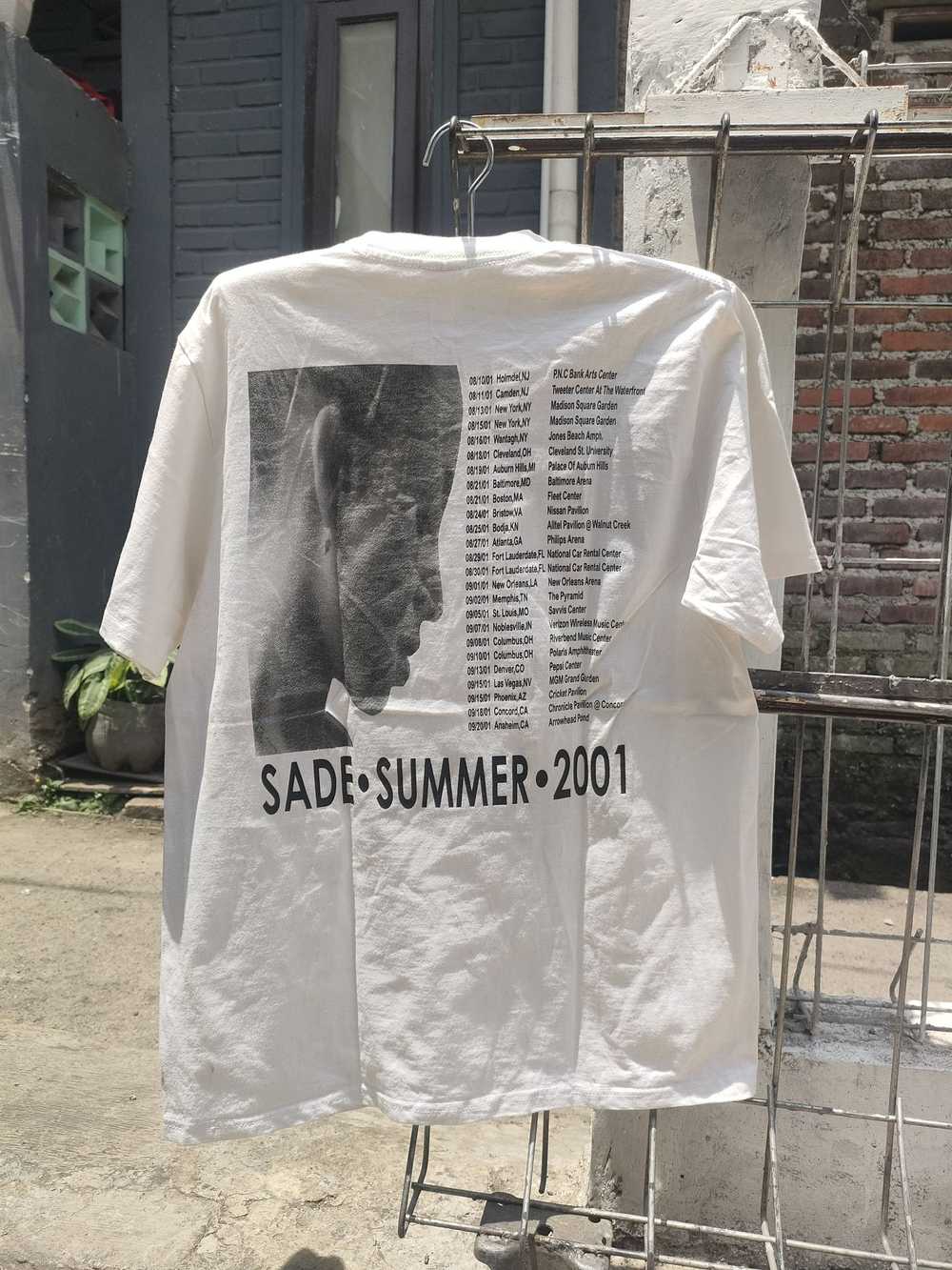 Band Tees × Very Rare × Vintage Sade - Lovers Roc… - image 2