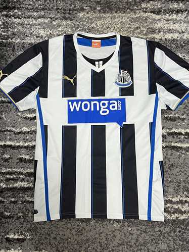 Soccer Jersey × Streetwear Newcastle United FC 201