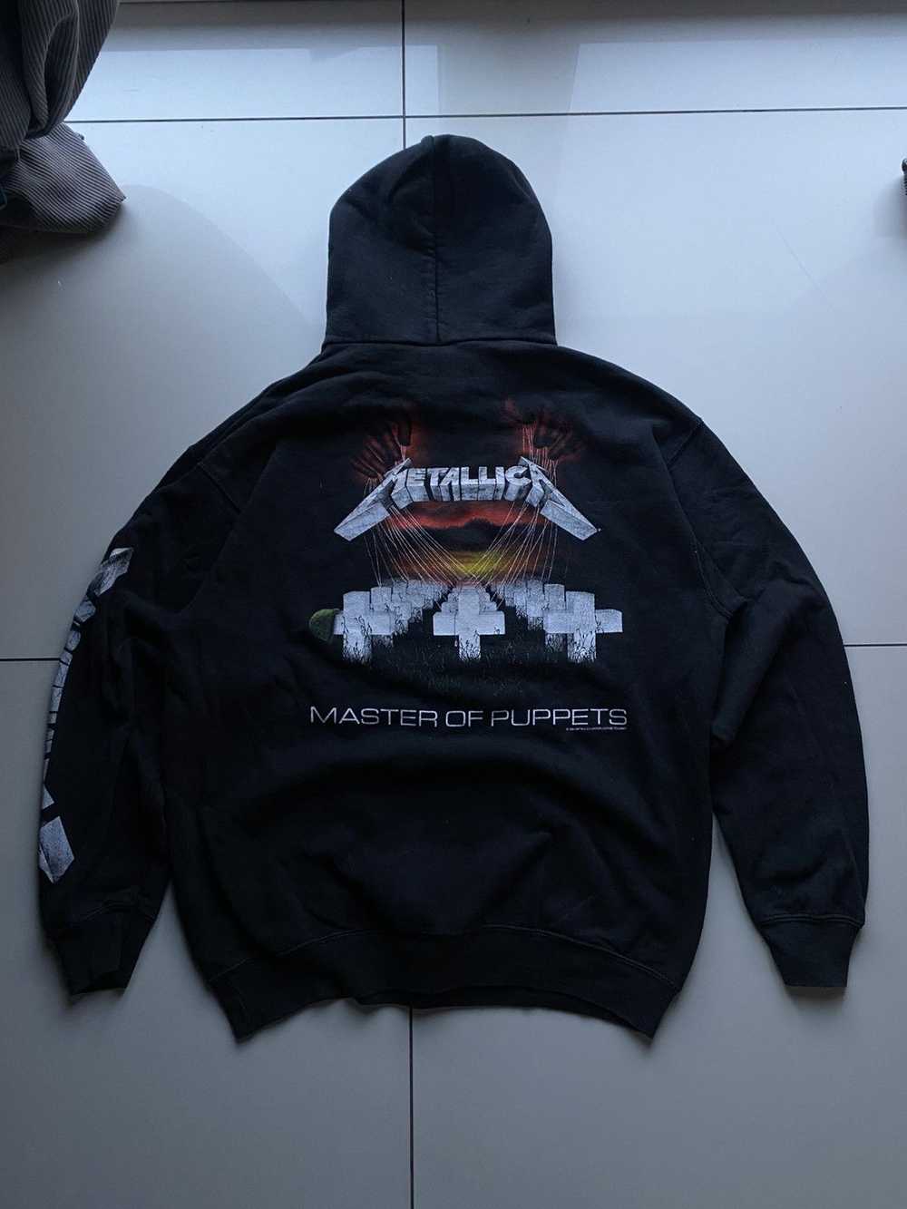 Metallica × Vintage Hoodie Metallica Master Of Pu… - image 2