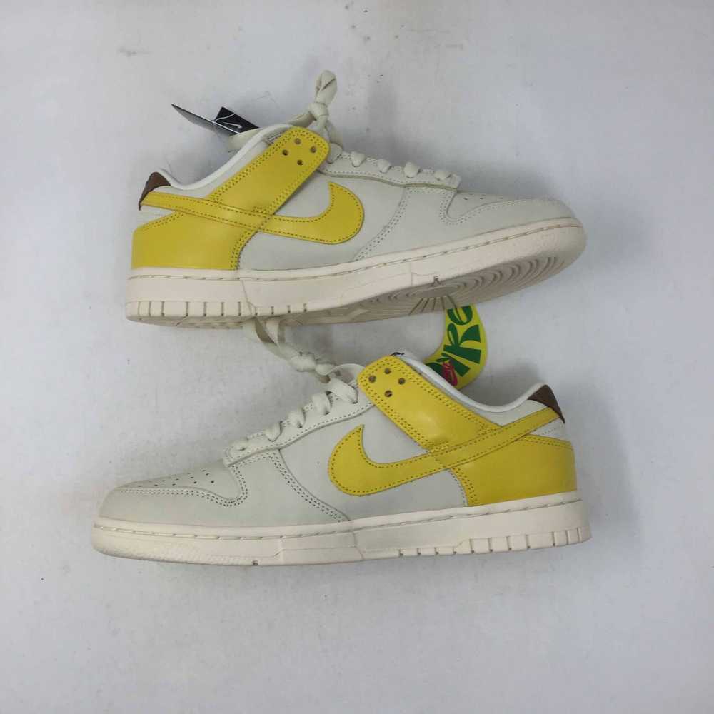 Nike Wmns Dunk Low LX Banana - image 2