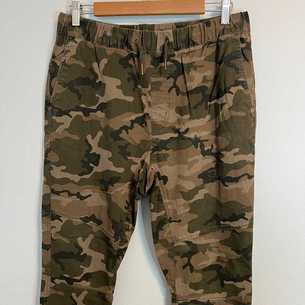 H&M H&M Divided Camo Jogger Fall Camouflage Pants… - image 4