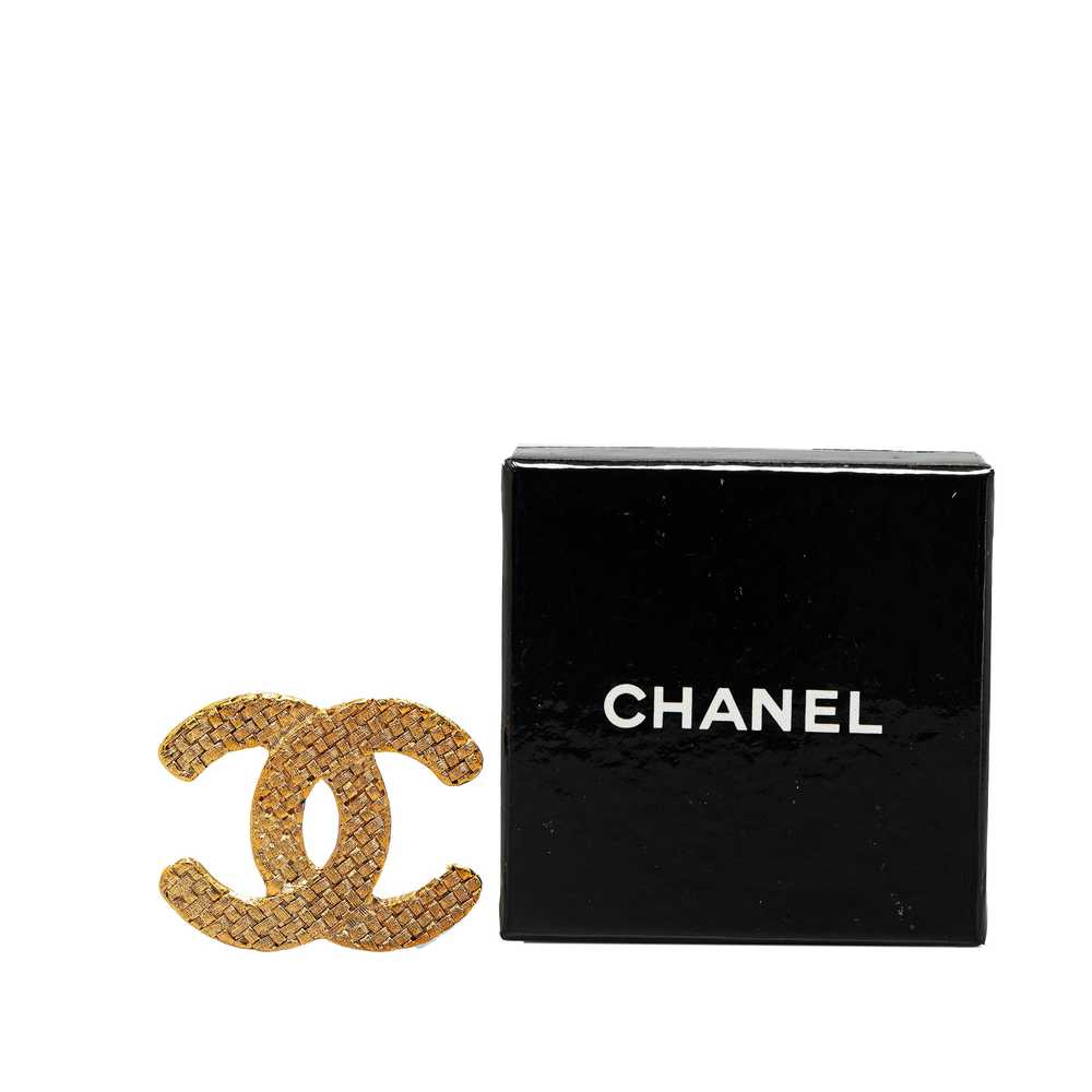 Gold Chanel Gold Plated CC Quilted Brooch - image 6