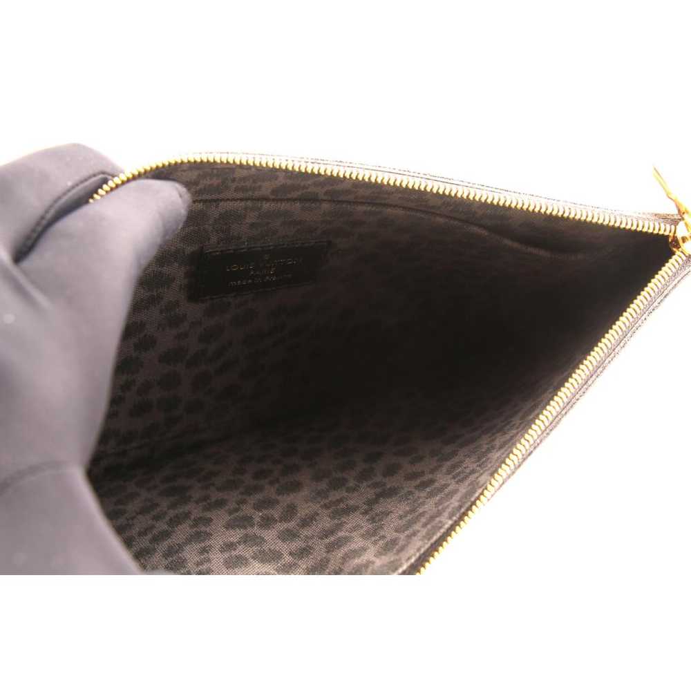 Louis Vuitton Cloth clutch bag - image 10