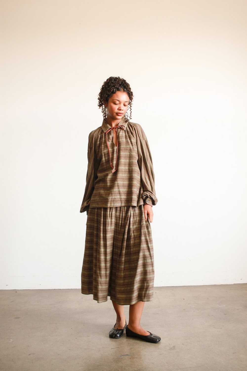 1970s Geoffrey Beene Striped Olive Wool Skirt Set - image 6