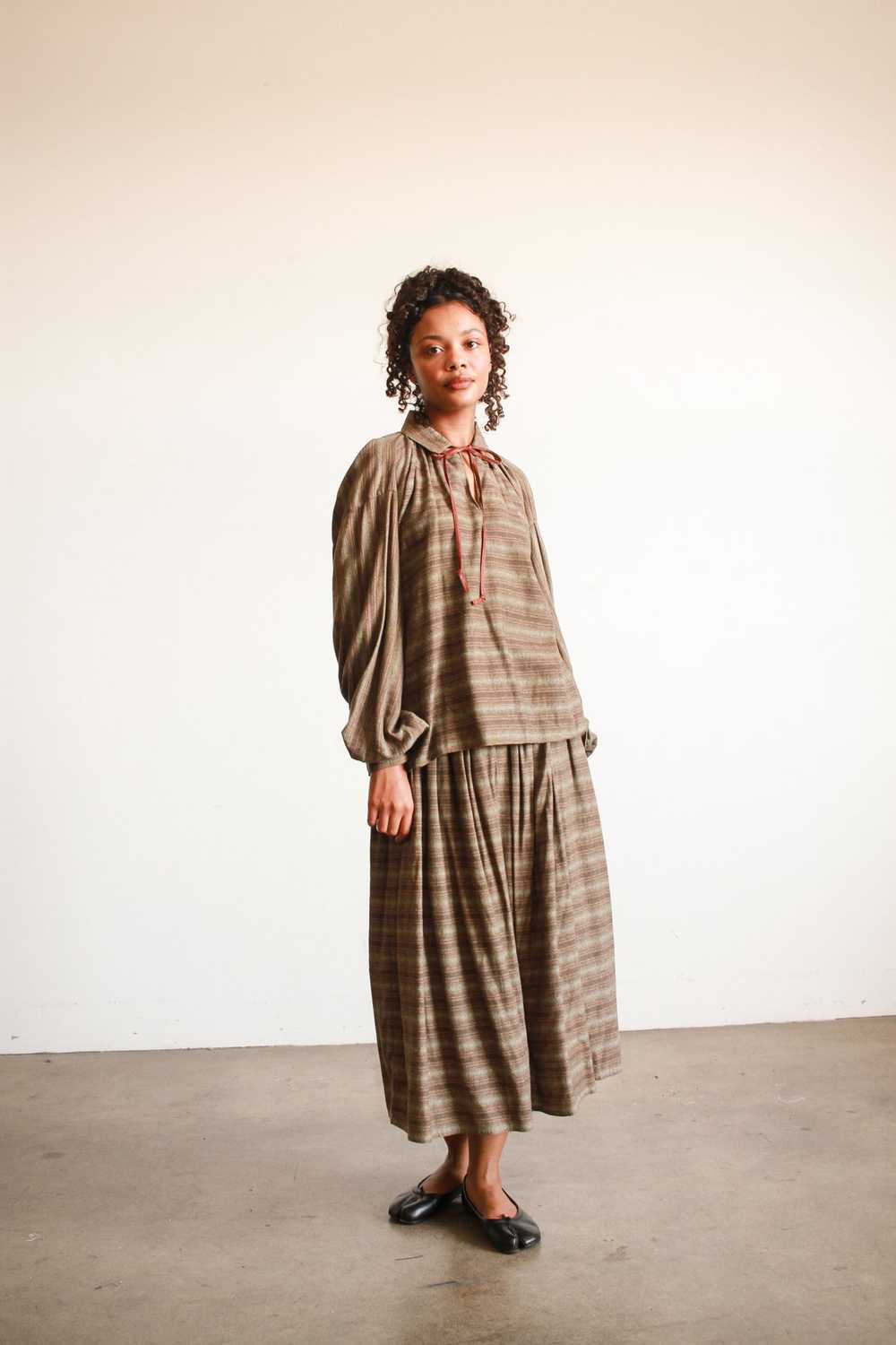 1970s Geoffrey Beene Striped Olive Wool Skirt Set - image 7