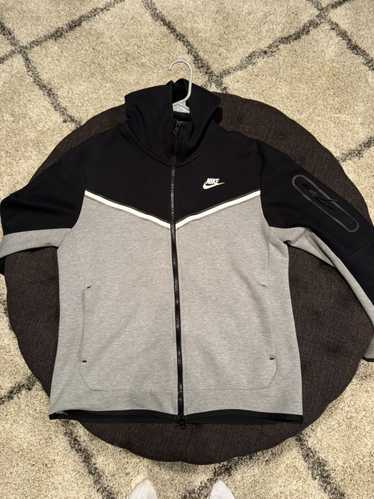 Nike Nike Tech Men's Full-Zip Windrunner Hoodie- G