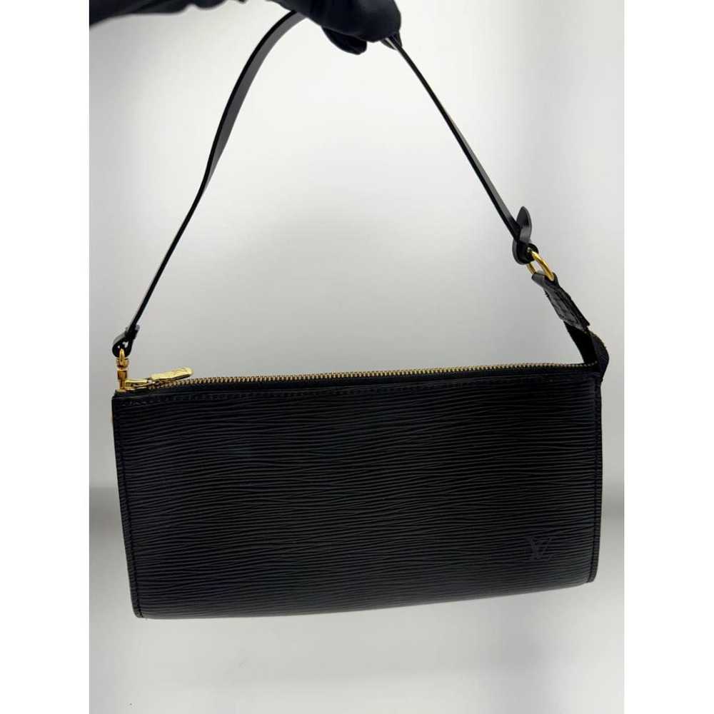 Louis Vuitton Pochette Accessoire leather handbag - image 7