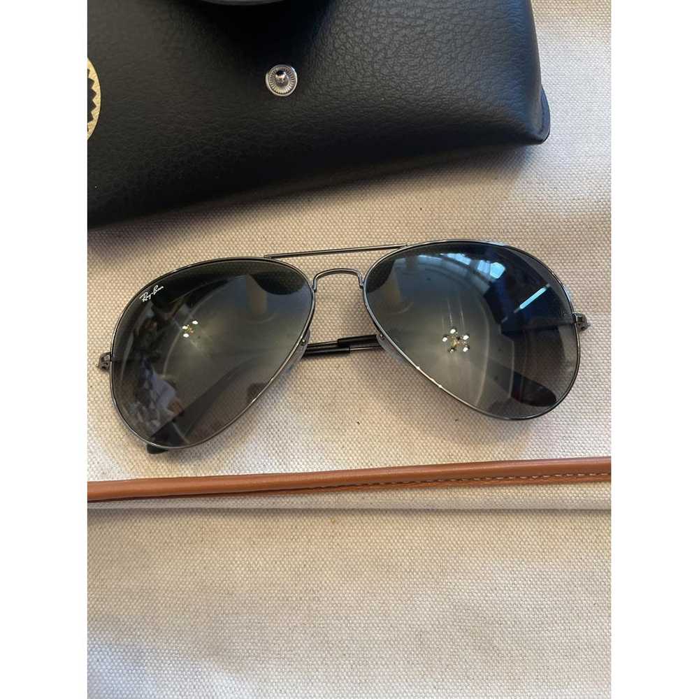 Ray-Ban Aviator sunglasses - image 2