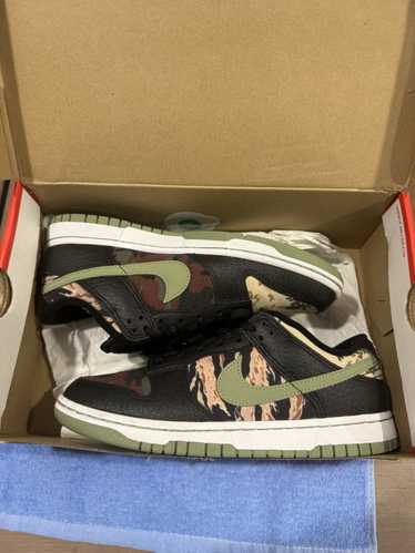 Nike Nike Dunk Low Crazy Camo