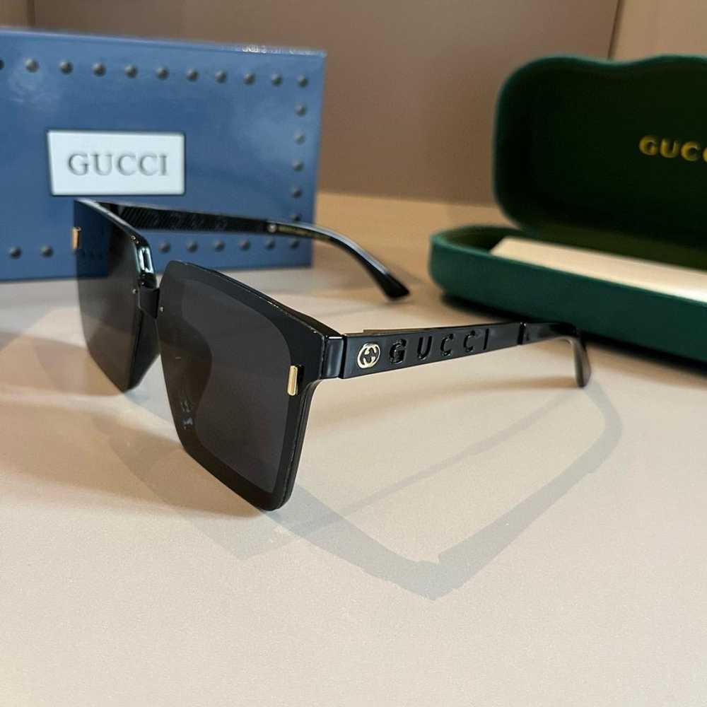 Gucci Oversized sunglasses - image 2