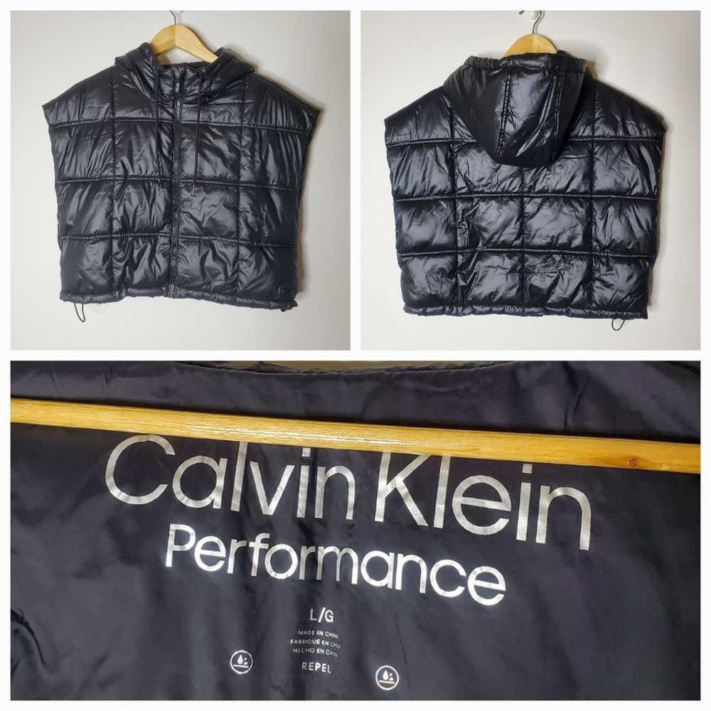 Calvin Klein Performance oversized boxy fit cropp… - image 1