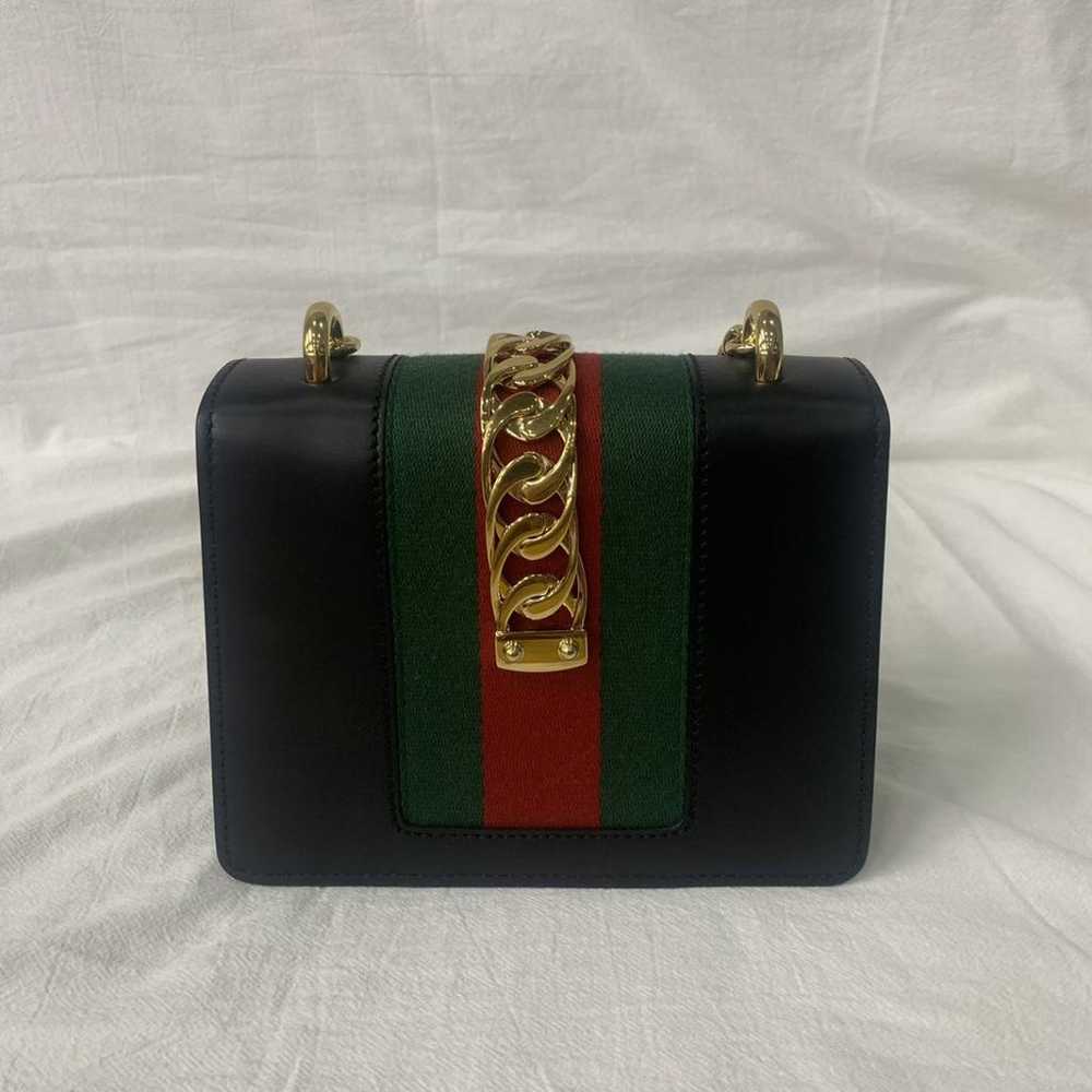 Gucci Sylvie Flap Chain leather crossbody bag - image 4