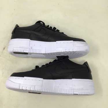 Nike Wmns Air Force 1 Pixel Black