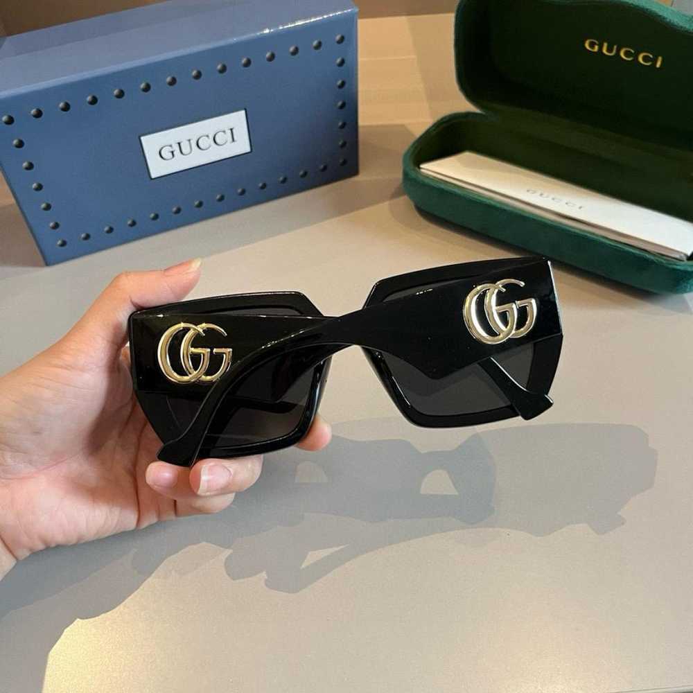 Gucci Oversized sunglasses - image 6