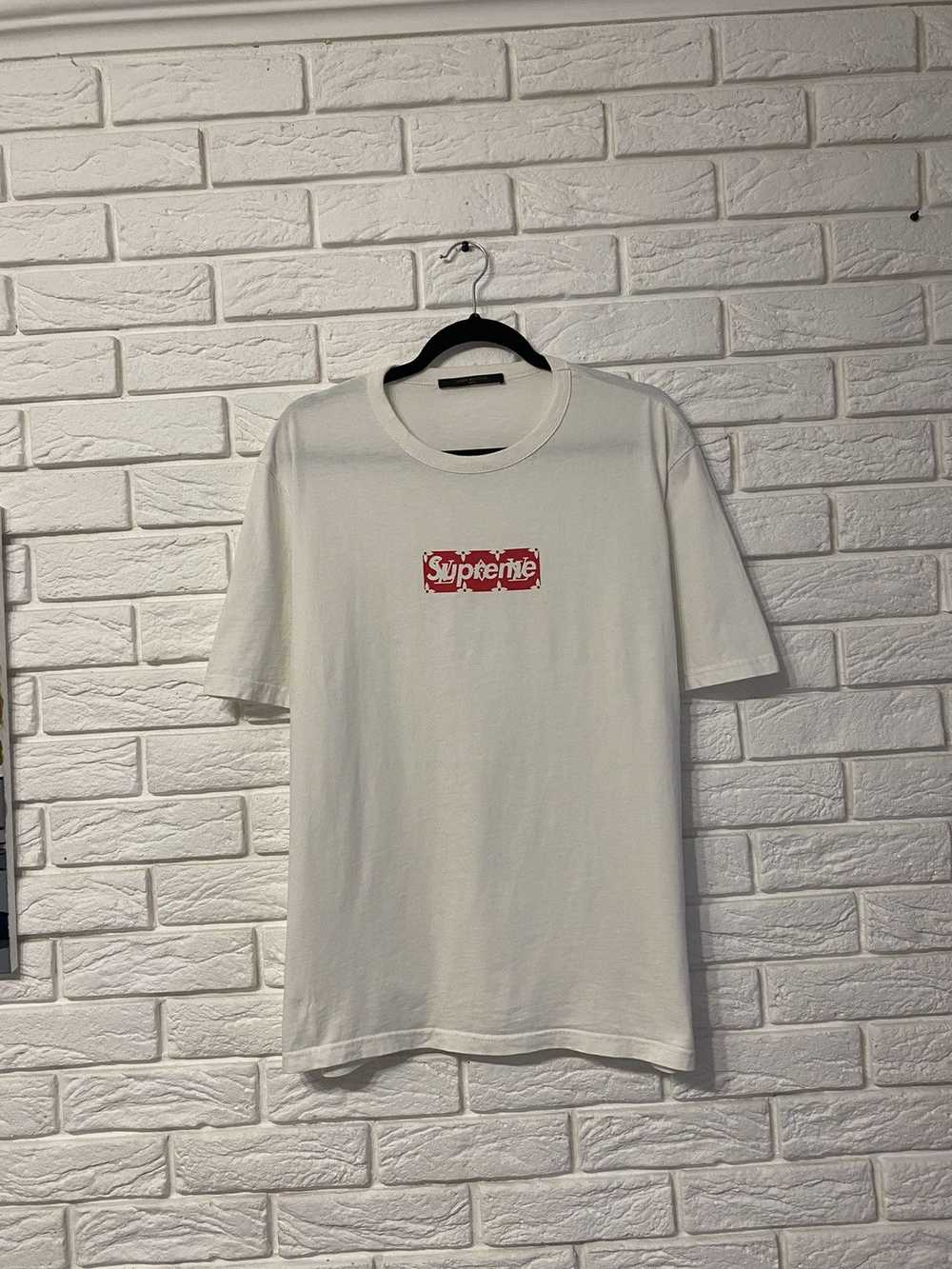 Louis Vuitton Supreme × Louis Vuitton Box Logo T-… - image 1