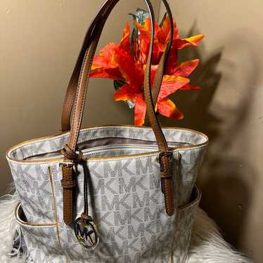 Michael Kors Leather Vanilla Jet Set Tote