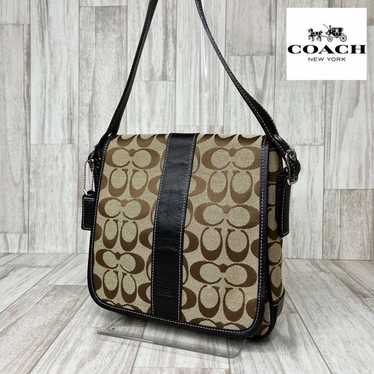 18 COACH Signature Shoulder Bag - image 1