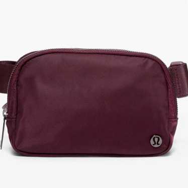 Lululemon Everywhere Belt Bag