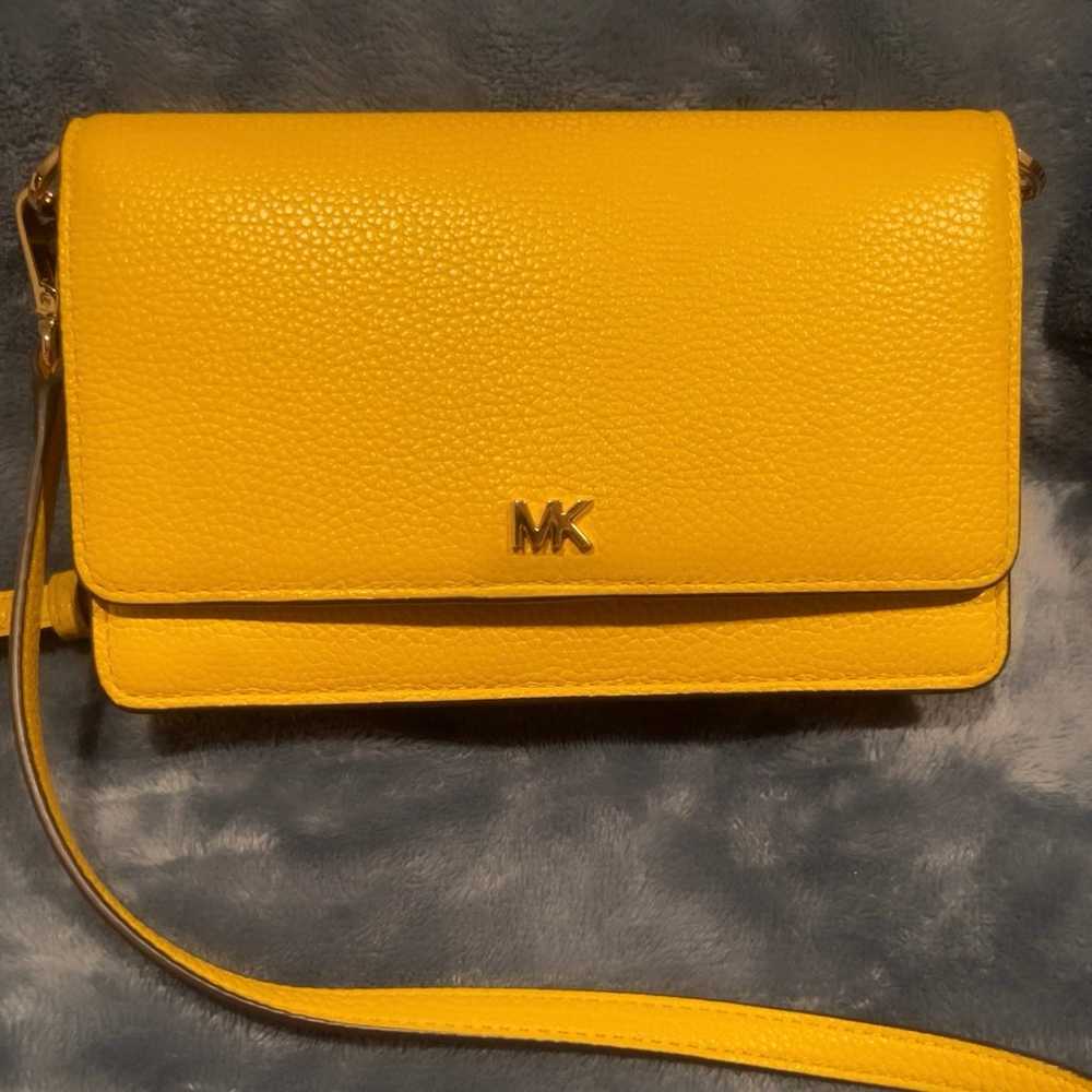 Michael Kors pebbled leather convertible crossbod… - image 9