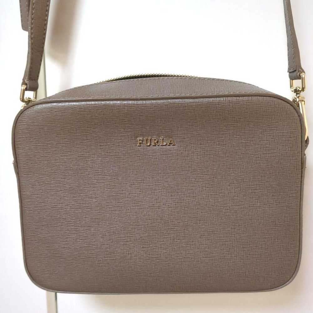 ✨Excellent condition✨ FURLA Shoulder Bag in Dark … - image 2