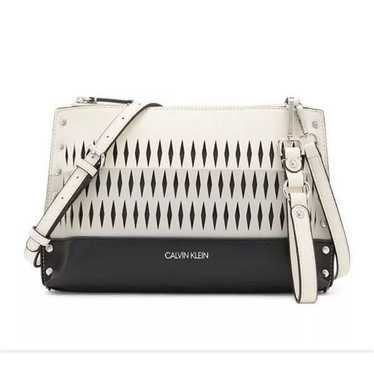 Calvin Klein - Sonoma Crossbody Purse