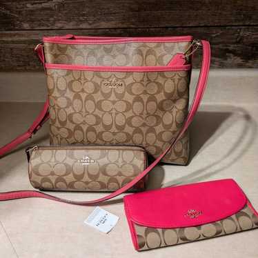 Coach Gorgeous Signature Leather File Crossbody B… - image 1