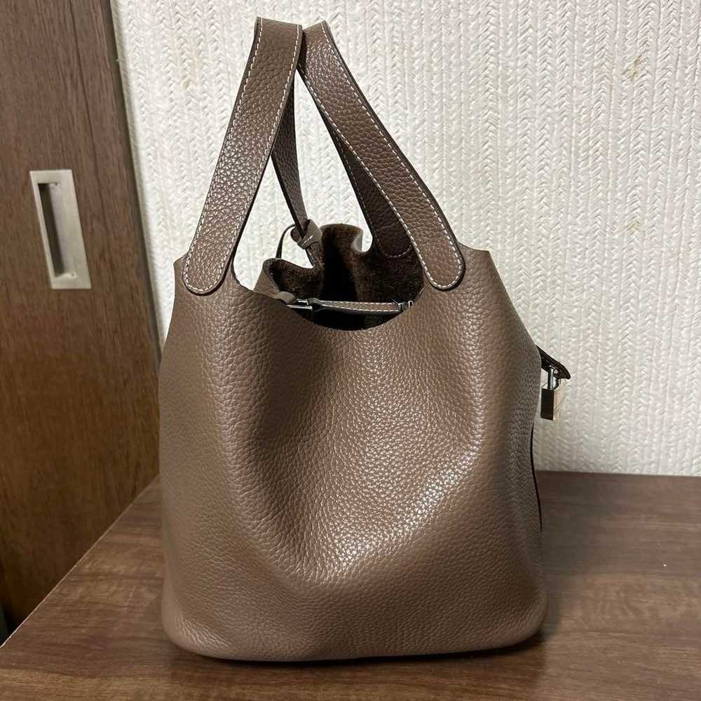 IMAI BAG RENNE Leather Cube Bag in Taupe Color. - image 4