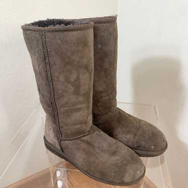 Ugg UGG Women's Classic Tall Boot Shoes size 8 - image 1